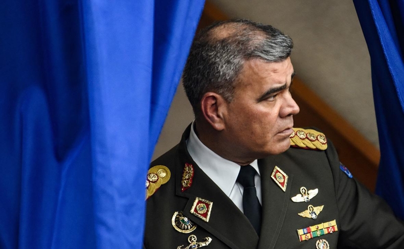 Министр обороны Венесуэлы обвинил США в убийстве охраны Мадуро