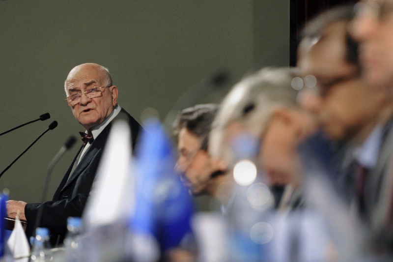 Министр-реформатор и создатель «Вышки»: каким был Евгений Ясин