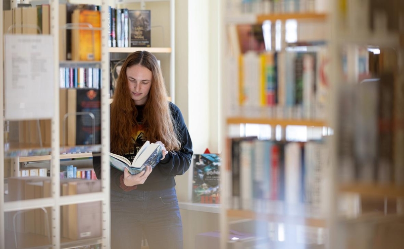 Минюст признал иноагентами Асю Казанцеву и журналиста Барабанова