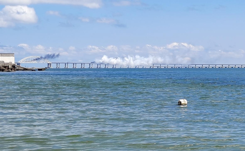 Минобороны сообщило о второй за день попытке удара по Крымскому мосту