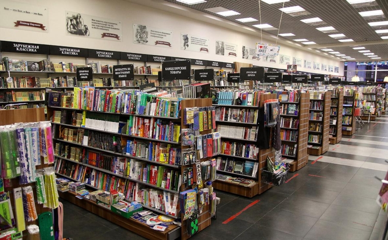 Минобрнауки исключило поднятие флага и исполнение гимна в вузах