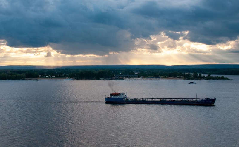 Минпром предложит урезать программу лизинга судов почти на ₽100 млрд