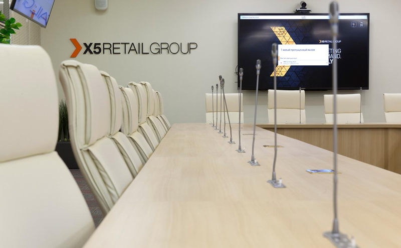 Минпромторг подал заявление о приостановке прав X5 на «дочку» в России