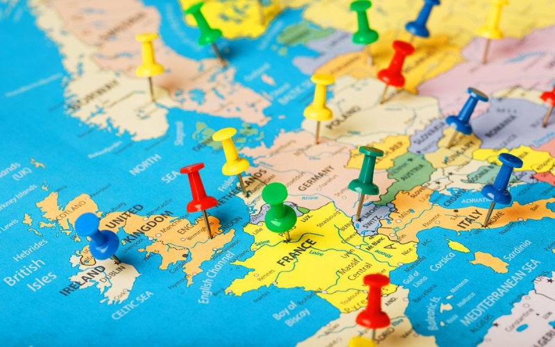 Минпромторг подал заявление о приостановке прав X5 на «дочку» в России