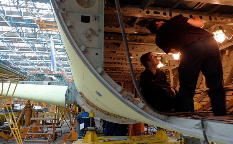 Минпромторг закажет разработку перспективных самолетов