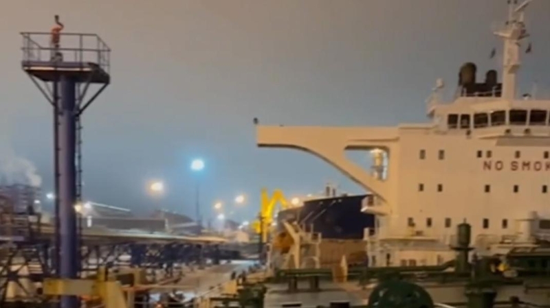 Минтранс заявил о подготовке к откачке мазута из танкера &laquo;Коала&raquo;