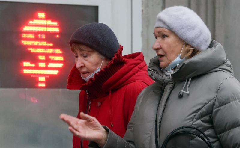 Минтруд предложил индексировать пенсии самозанятым