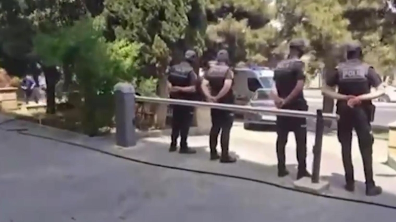 Minval сообщил о задержании в Баку главы редакции и шеф-редактора