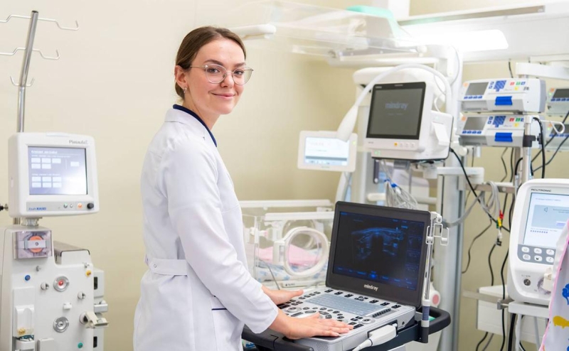 Минздрав предложил проводить осмотр у гинеколога с 13 лет