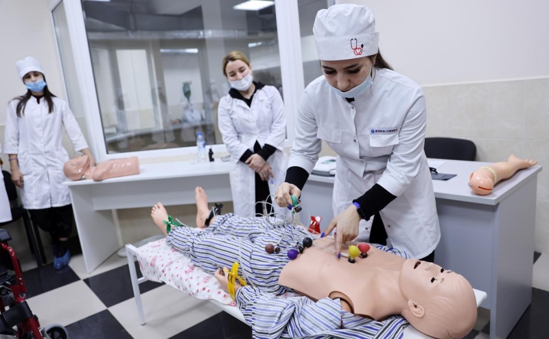 Минздрав предложил штрафовать студентов за отказ от отработки после