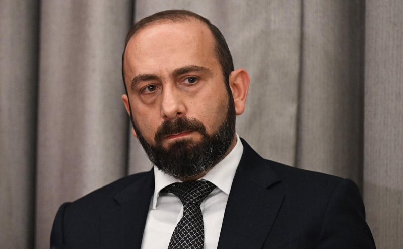Мирзоян призвал Лаврова не вмешиваться во внутренние дела Армении