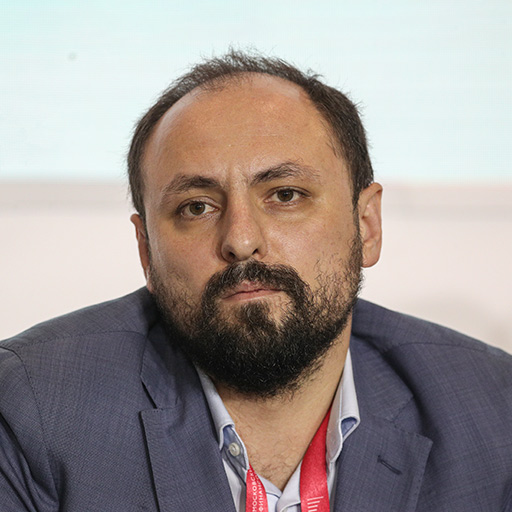 Мишустин поручил организовать вакцинацию чиновников