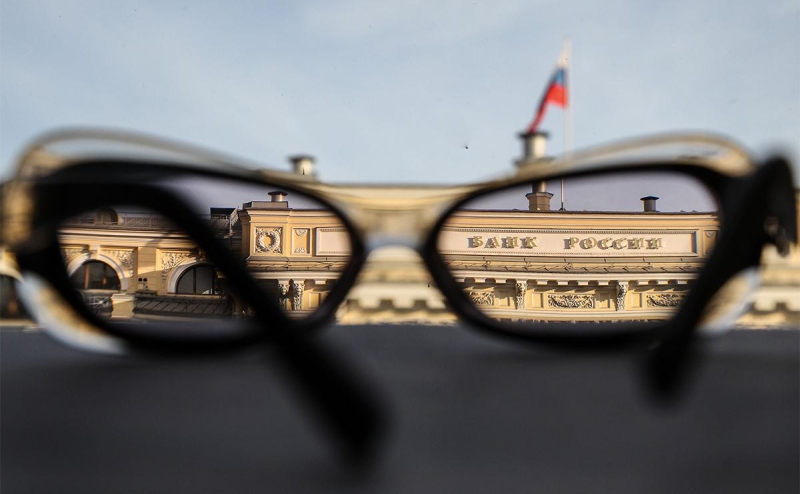 Мишустин призвал не делать слишком оптимистичных экономических