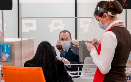 Мишустин рассказал о борьбе с хождением по инстанциям и сбором бумаг