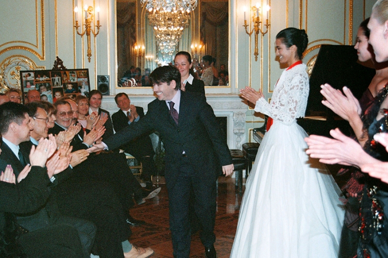 «Мода — это прежде всего поиск самого себя»: жизнь Валентина Юдашкина