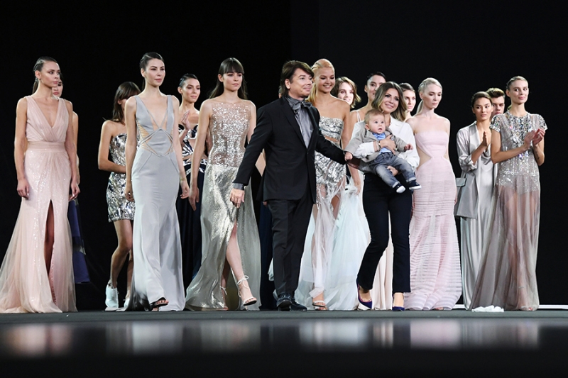 «Мода — это прежде всего поиск самого себя»: жизнь Валентина Юдашкина