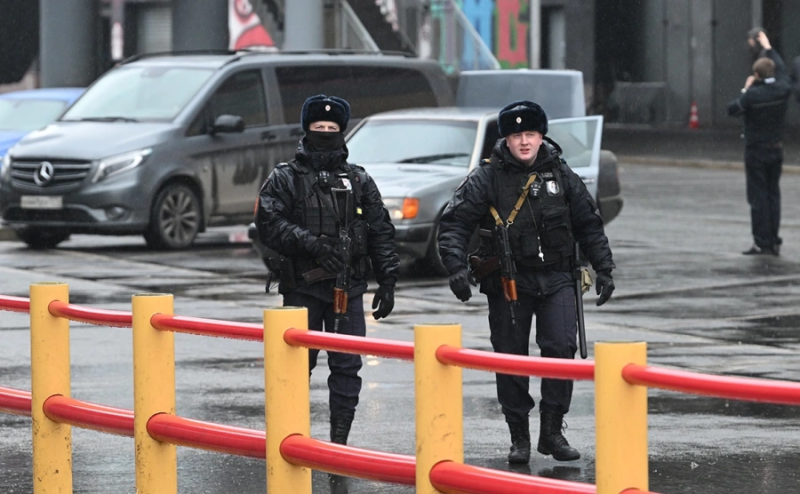 Момент прорыва дамбы в Орске попал на видео