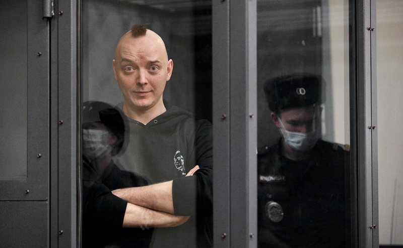 Мосгорсуд приговорил Ивана Сафронова к 22 годам в колонии строгого режима