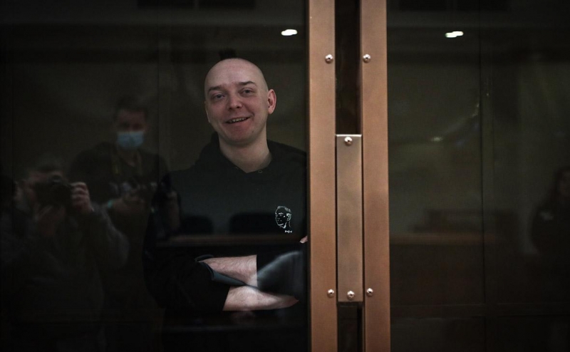 Мосгорсуд приговорил Ивана Сафронова к 22 годам в колонии строгого режима