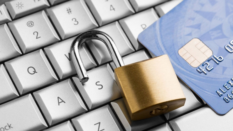 Мошенники начали предлагать россиянам &laquo;выплаты&raquo; от имени ЦБ