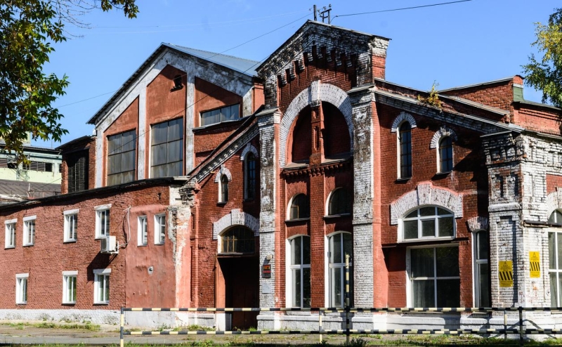 Мощности выпускающего «Смерчи» завода получит производитель «Тайфунов»