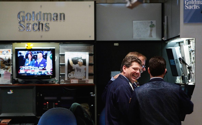 Муж Алсу вышел из бизнеса по производству травматических пистолетов