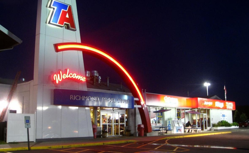 Мужчина в Техасе заработал $1,76 млн, подслушав жену