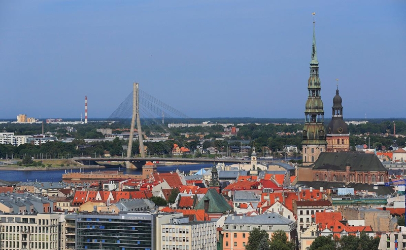 МВД Эстонии пообещало не высылать россиян по примеру Литвы и Латвии