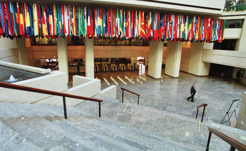 МВФ улучшил прогноз по экономике России