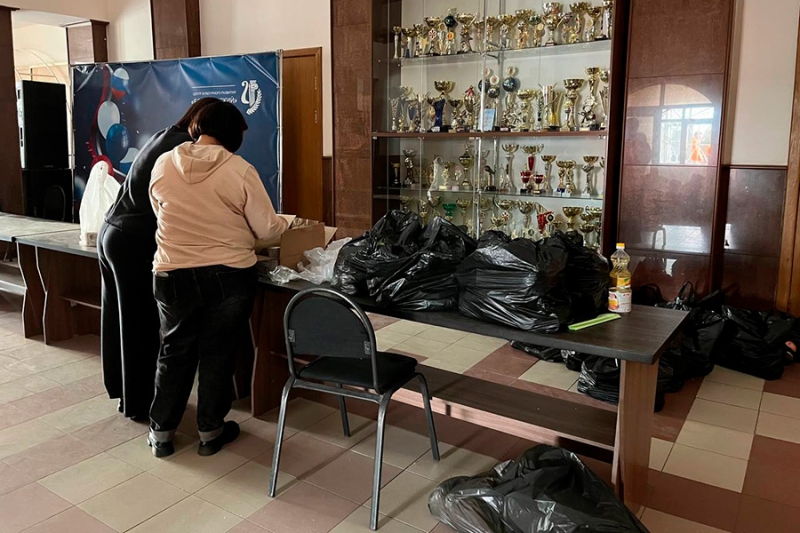 &laquo;Мы устали от страха&raquo;: как живут люди, уехавшие от обстрелов в