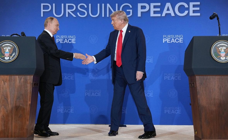 На Аляске завершились переговоры Путина и Трампа