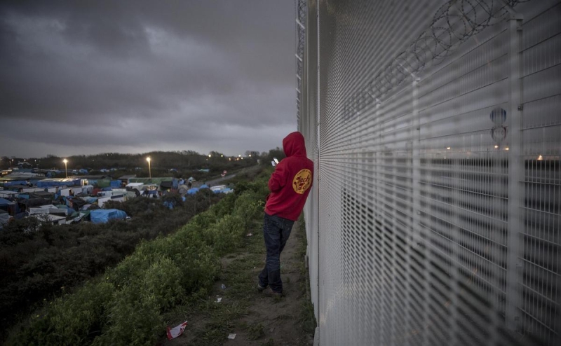 На границе с Финляндией организовали палаточный городок для мигрантов