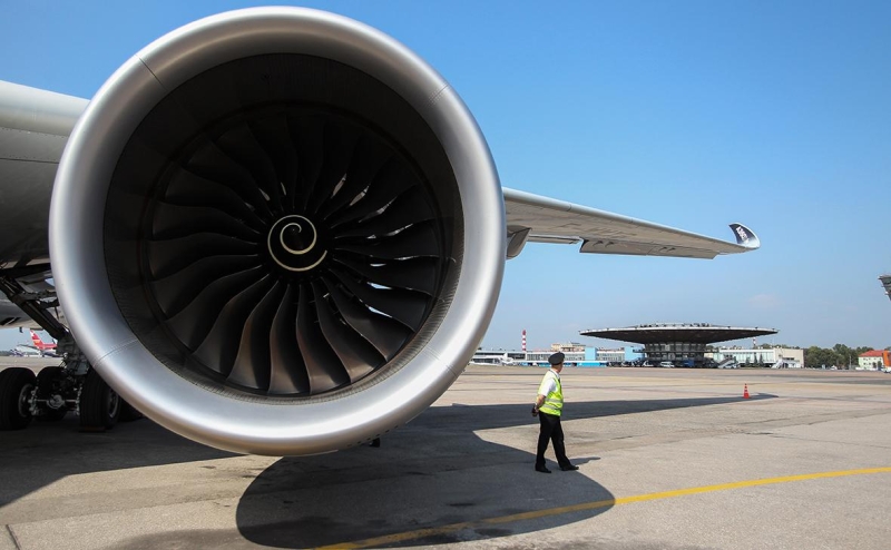 На Ямале рухнул самолет с пассажирами