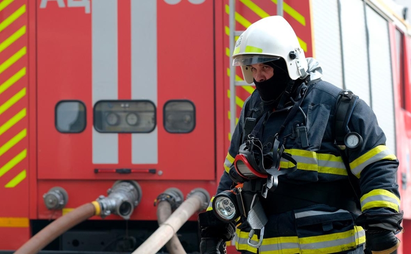 На Михайловском ГОКе загорелся резервуар с топливом после атаки дрона