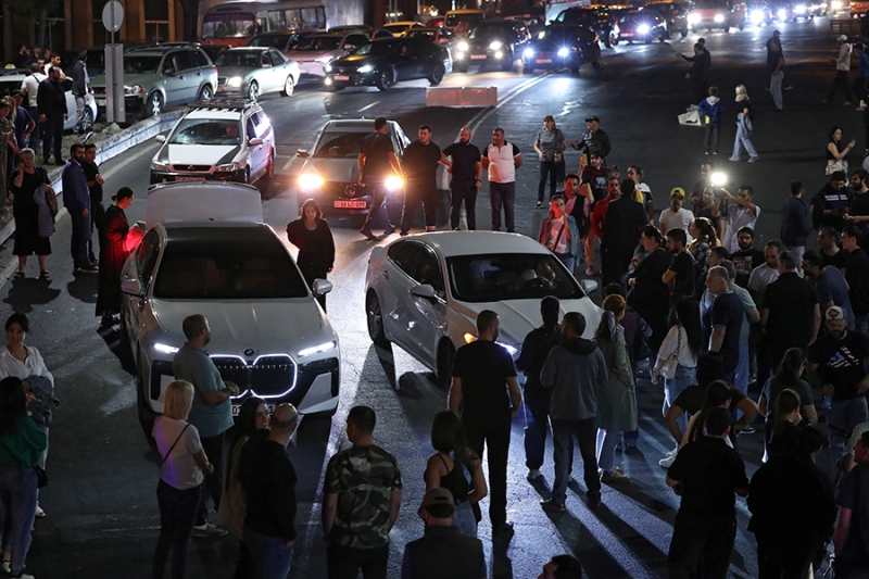 На митинге против Пашиняна в Ереване задержали 46 человек