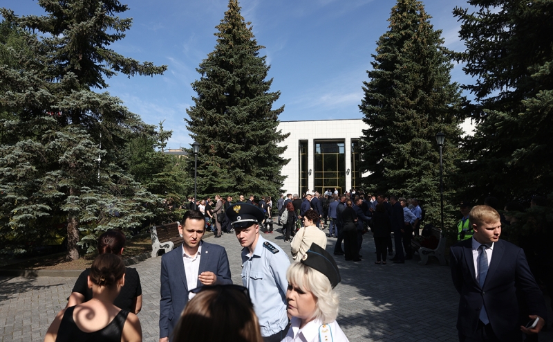 На прощание со Старовойтом приехали преемник в Минтрансе и 8 министров