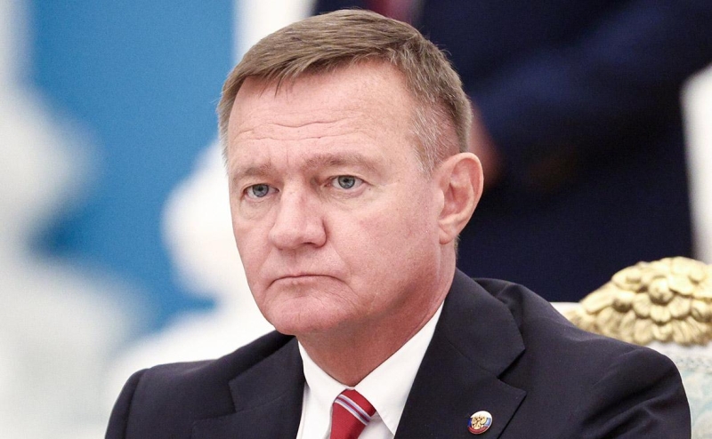 На прощание со Старовойтом приехали преемник в Минтрансе и 8 министров