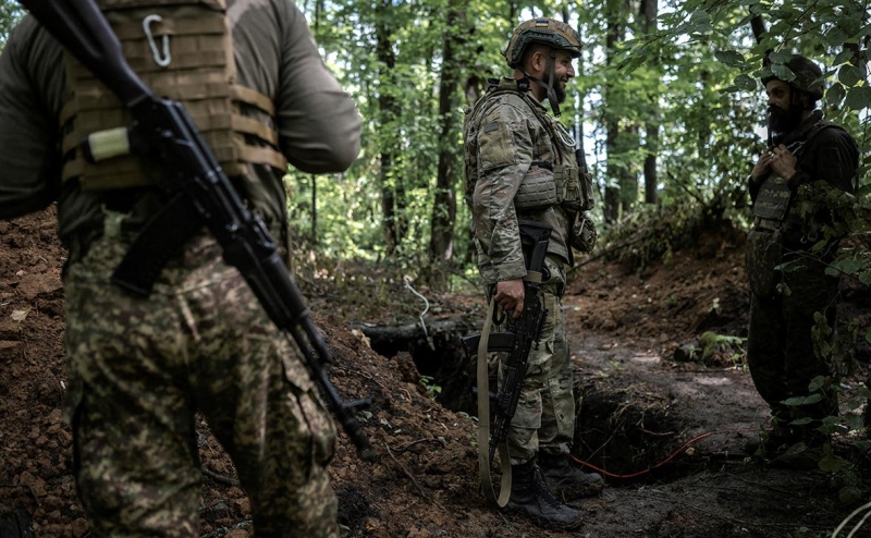 На Украине раскрыли схему выезда родных чиновников за рубеж с сиротами