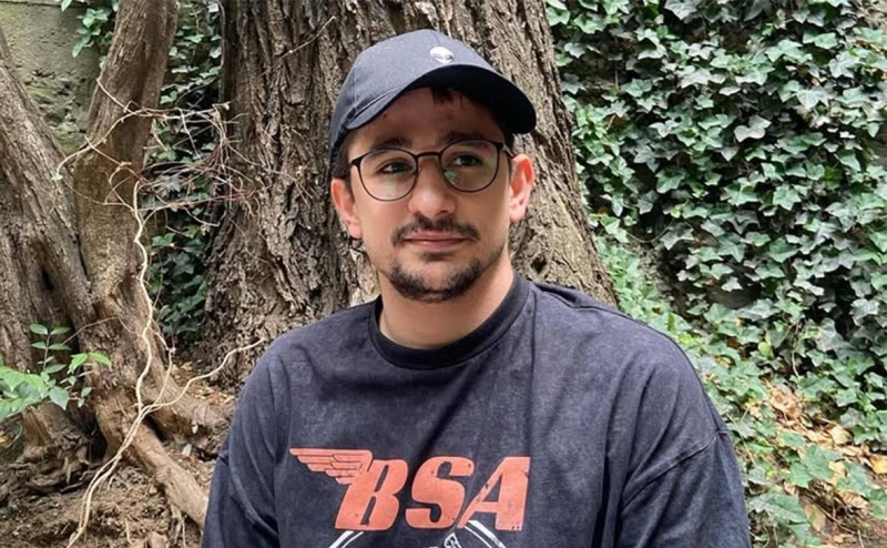 На ведущего «Дождя» составили протокол из-за нежелательной организации