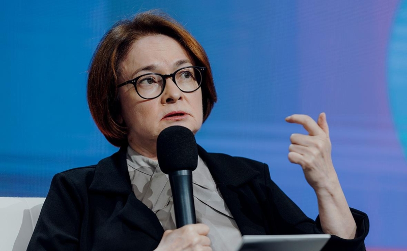 Набиуллина назвала неэффективными ограничения на вывод рублей из