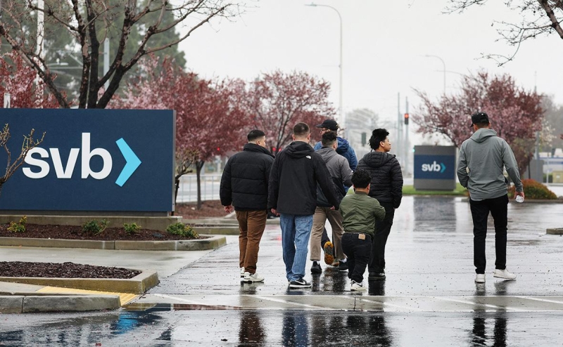 Набиуллина — о банках США, скачках рубля и аномалиях с акциями