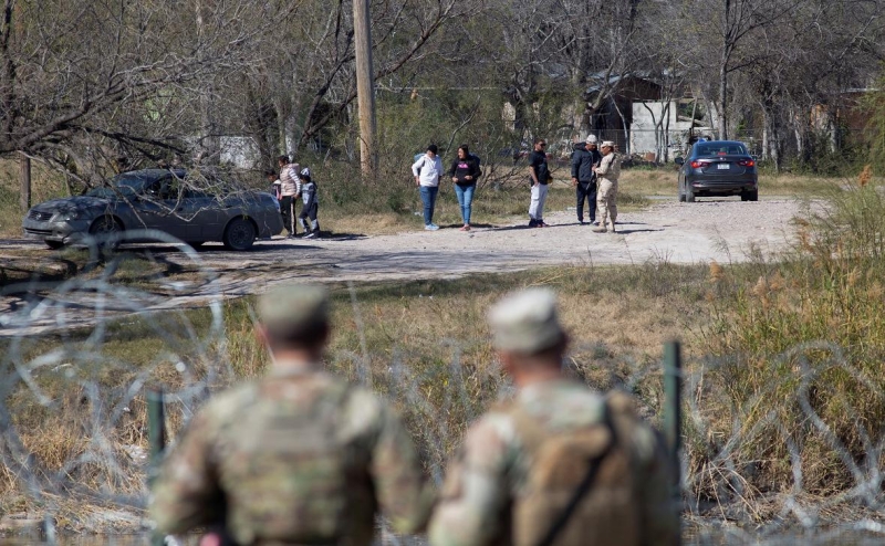 Нацгвардия Техаса взяла под контроль участок федеральной границы США