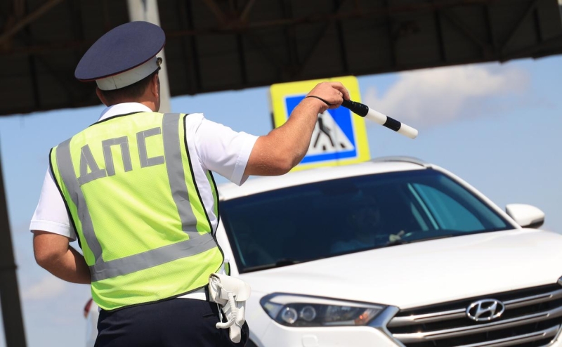 Начал действовать порядок ограничения водительских прав для уклонистов