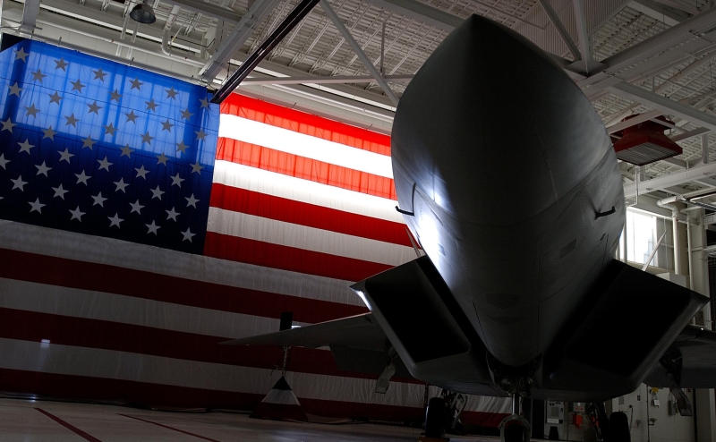 Над тремя британскими авиабазами заметили неопознанные дроны