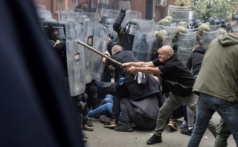 НАТО направило в Косово еще 700 военных