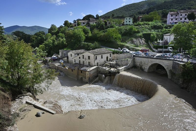 Наводнение в Италии из-за сильного шторма. Фоторепортаж