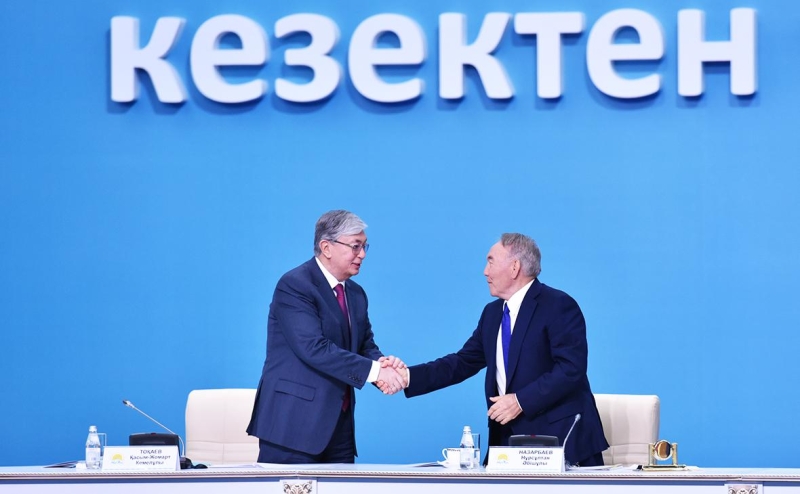 Назарбаев рассказал, что решение отдать власть Токаеву &laquo;приняли в