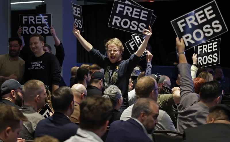 NBC сообщил о миллионном бизнесе по получению помилований от Трампа