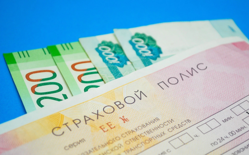 Нейросети для &laquo;чайников&raquo;: кто и зачем учит работать с чат-ботами