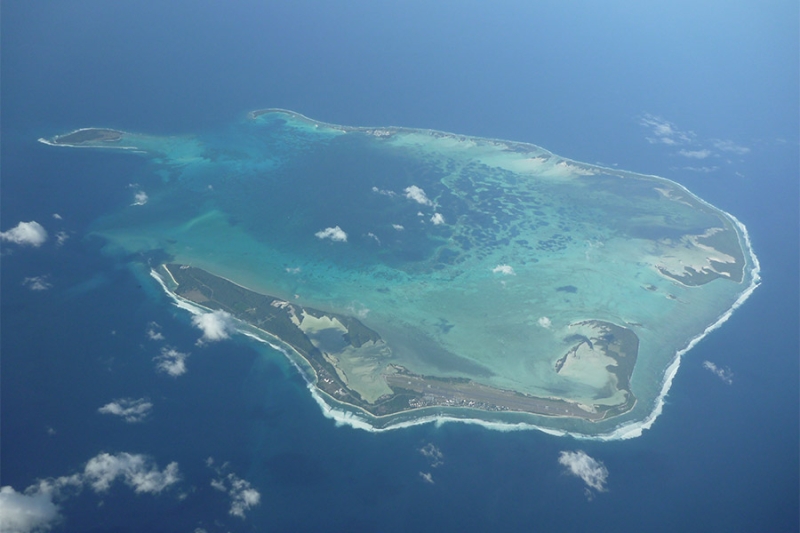 Необитаемые острова и «ад в раю»: кого Трамп счел торговыми